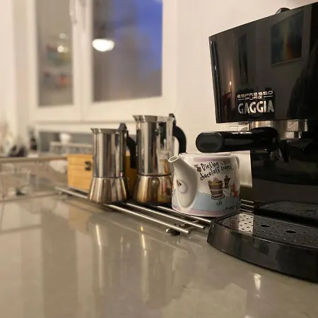 Cozy Modern W Free Parking Bbq & Fully Equipped Дом отдыха Комо