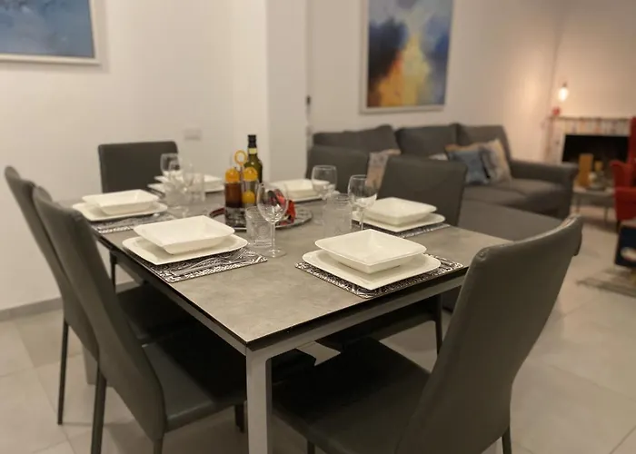 Cozy Modern W Free Parking Bbq & Fully Equipped Côme
